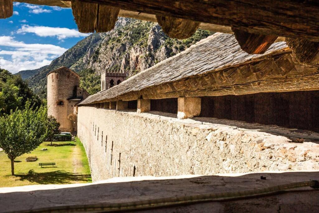 Les Maisons Du Conflent, Maisons Familiales En Pierre Au Coeur Des Remparts Вильфранш-де-Конфлан Экстерьер фото