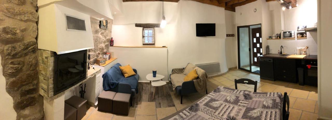 Les Maisons Du Conflent, Maisons Familiales En Pierre Au Coeur Des Remparts Вильфранш-де-Конфлан Экстерьер фото