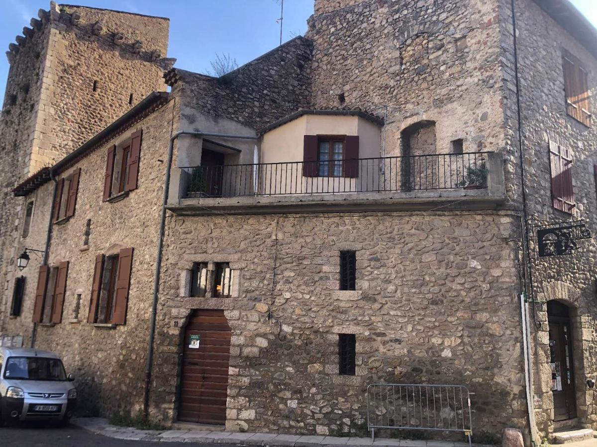 Les Maisons Du Conflent, Maisons Familiales En Pierre Au Coeur Des Remparts Вильфранш-де-Конфлан Экстерьер фото